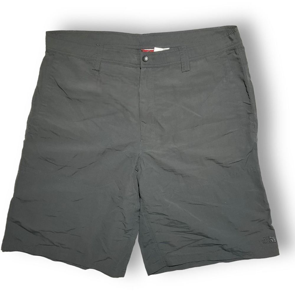 🏕️ The North Face Men’s Nylon Shorts Sz 40 Rugged Comfort w/ Clean White Stripe